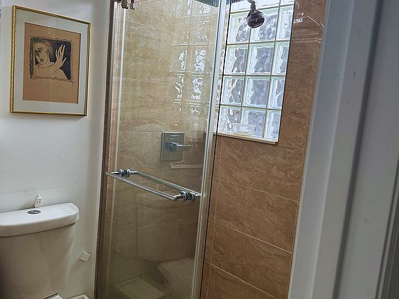 Shower with natural light