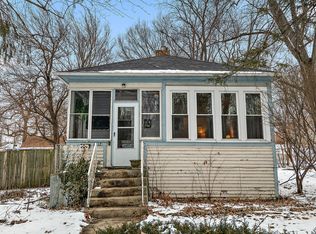 1812 Cedar Rd, Homewood, IL 60430