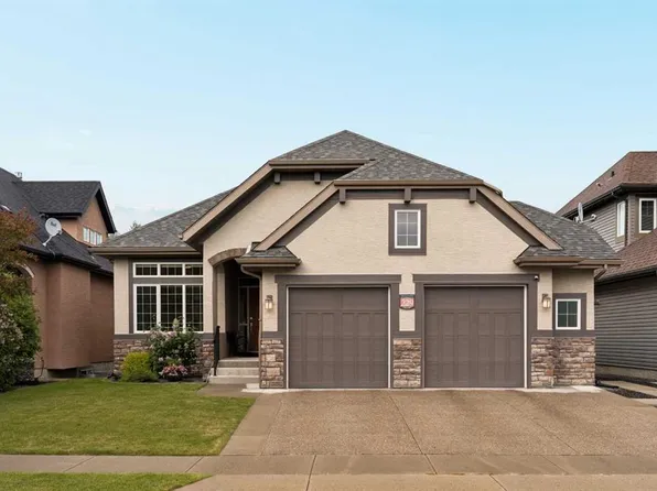 229 SW Elgin Estates Park SE, Calgary, AB T2Z 0N7