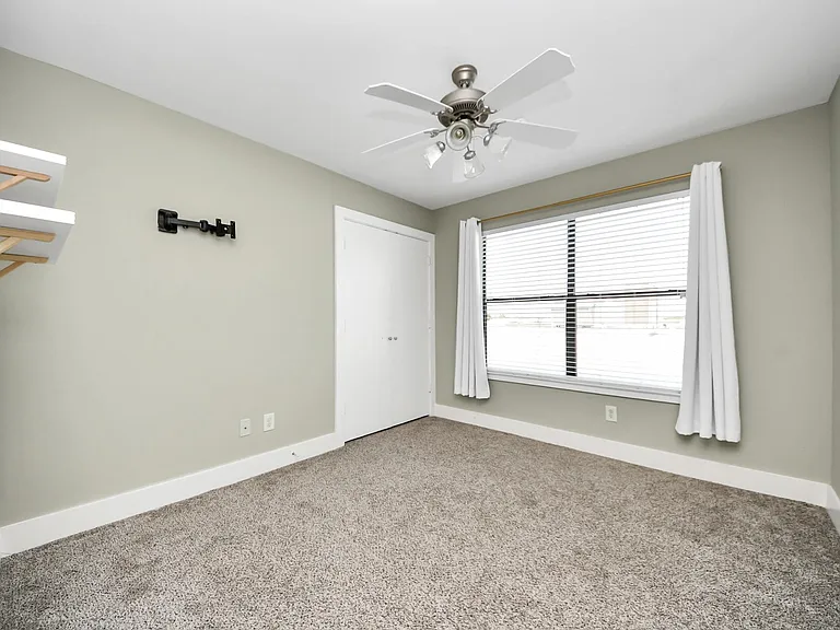 8715 Meadowcroft Dr #404 — Photo 25
