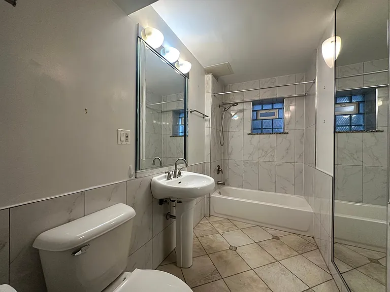 2106 N Albany Ave #GROUND LEVEL — Photo 10