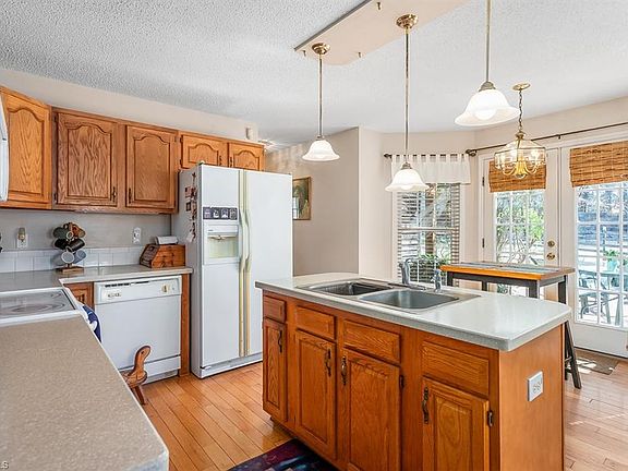 15th image of this home