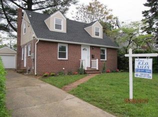 166 Beverly Rd, Hempstead, NY 11550