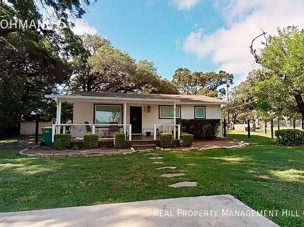 269 Lohmann St, Boerne, TX 78006