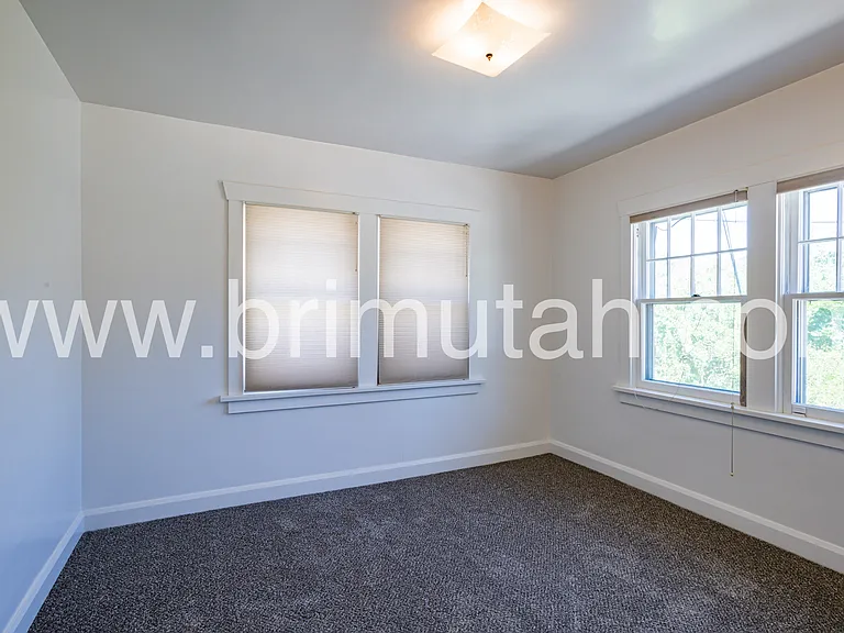 1655 E 900 S — Photo 21
