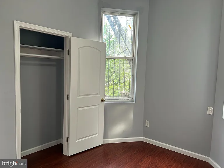 813 N Fulton Ave — Photo 8