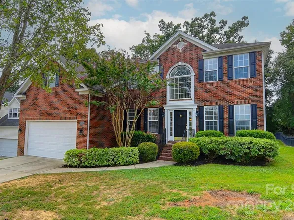 12017 Stone Forest Dr, Pineville, NC 28134