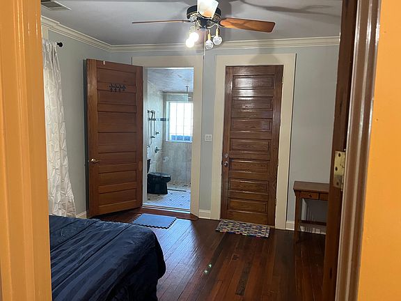 4th image of 803 Marigny St