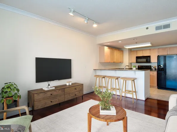 777 7th St NW, Washington, DC