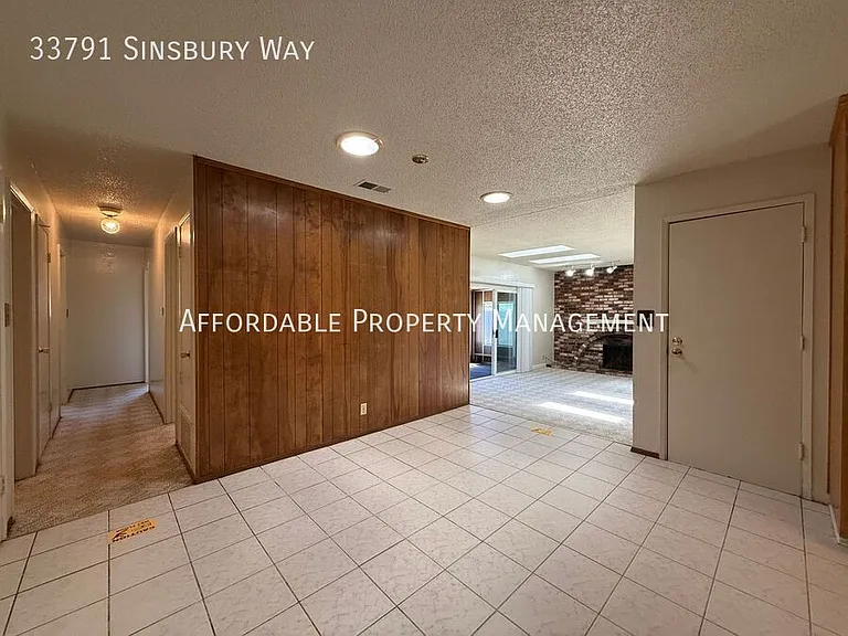 33791 Sinsbury Way — Photo 11