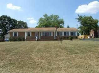 2600 Forest Heights Cir, Lenoir City, TN 37772
