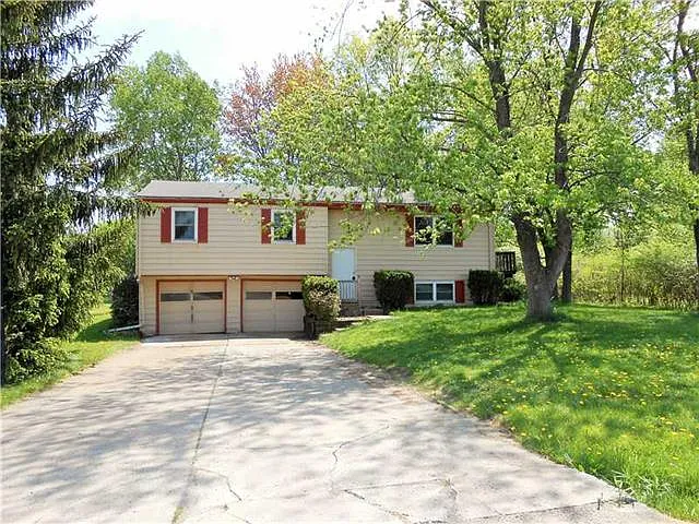3172 Spiker Ln photo 1