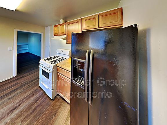 5th image of 1548 Harris Ave