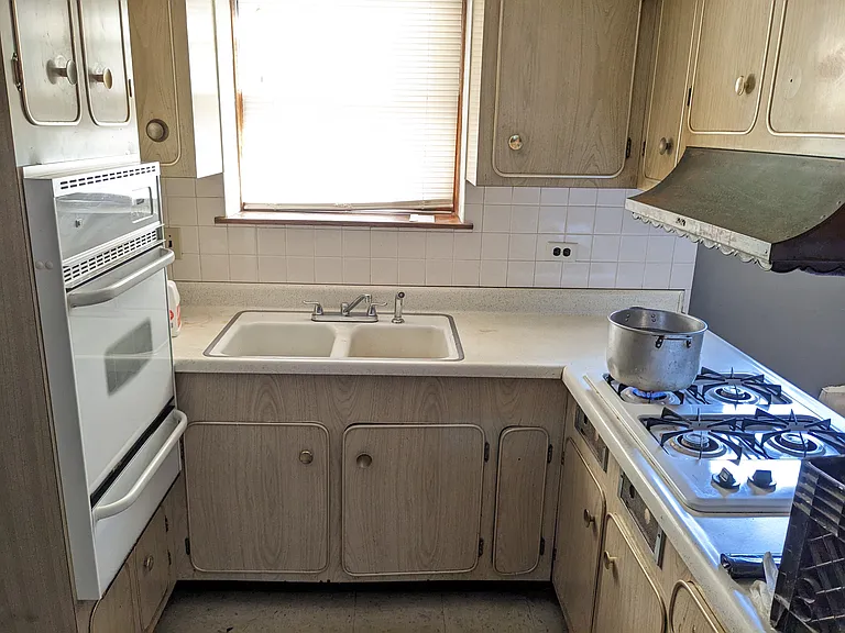 5415 W Barry Ave #GW — Photo 3