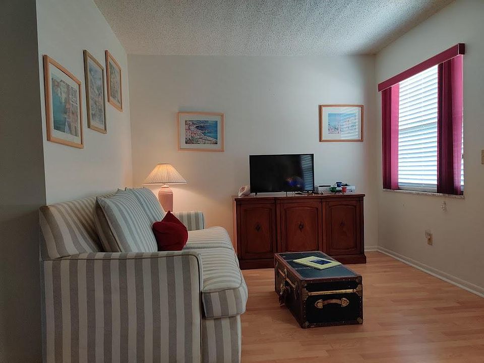 1st image of 1225 NW 21st St #18-1811