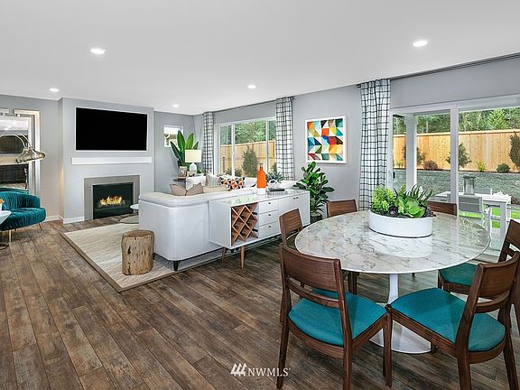 4th image of 12215 180th (175) Avenue Ct E