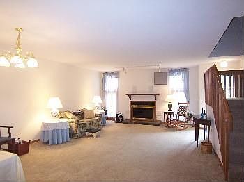 2nd image of 788 W Aaron Dr