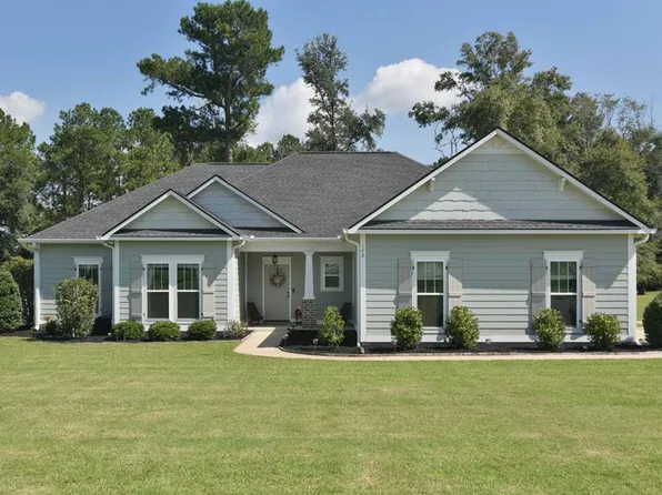 142 Hollister Dr, Albany, GA 31721