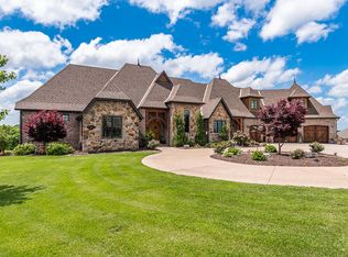 127 Eagle Ridge Ct, Walnut Shade, MO 65737