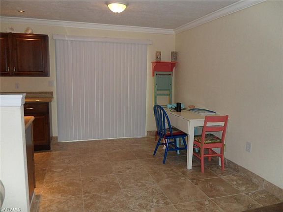 4th image of 7161 Drake Dr