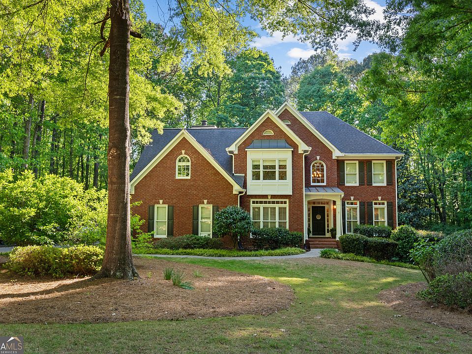 1st image of 185 Woodcreek Ln