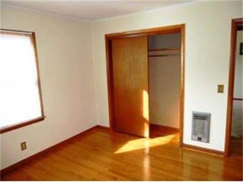 5th image of 151 Eidson Ln