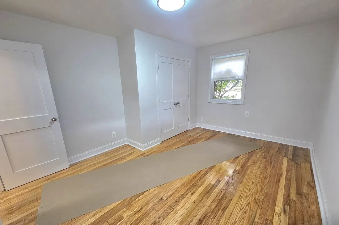2 bed, 891 sqft, $2,745 — Photo 4