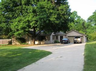 8975 Wolf Rd, Burr Ridge, IL 60527