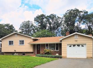 257 Vermont Dr, Brick, NJ