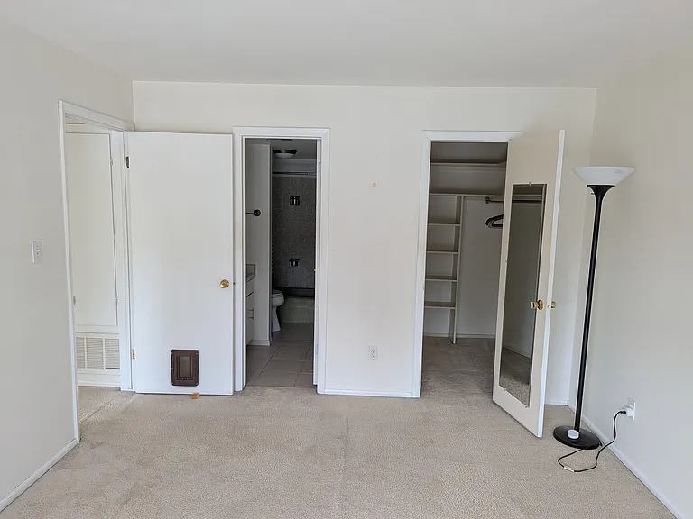 500 Manhattan Dr #A10 — Photo 8