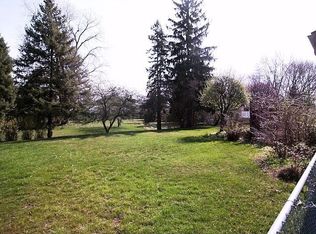 18830 Comstock St, Livonia, MI 48152