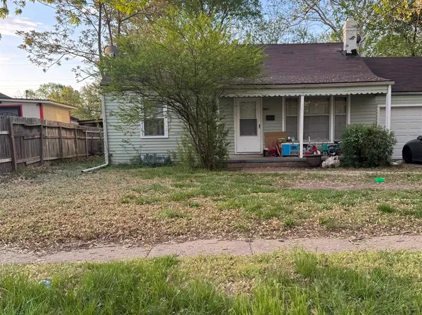 2349 E Rivera St, Wichita, KS 67211