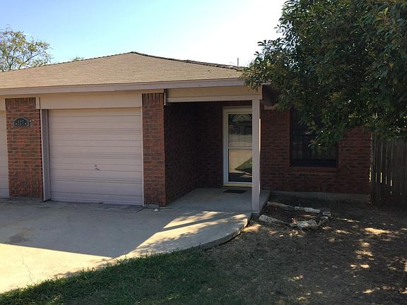 2nd image of 227 San Angelo St #A