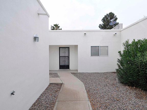 2nd image of 3115 Hillrise Dr