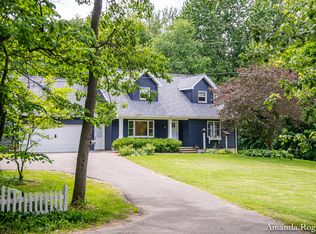 5875 Gavin Lake Ave NE, Rockford, MI 49341