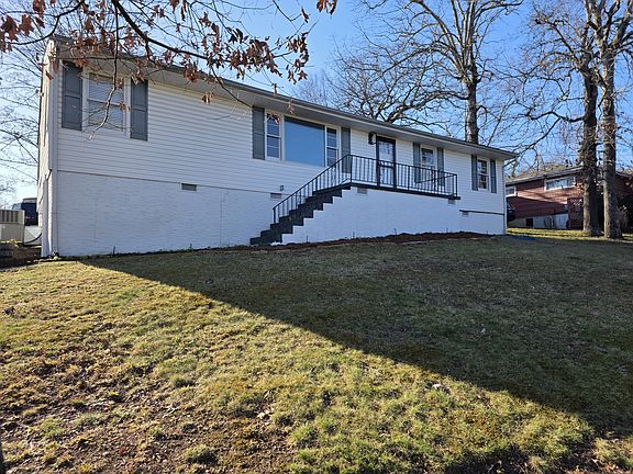 5th image of 3350 Black Oak Cir