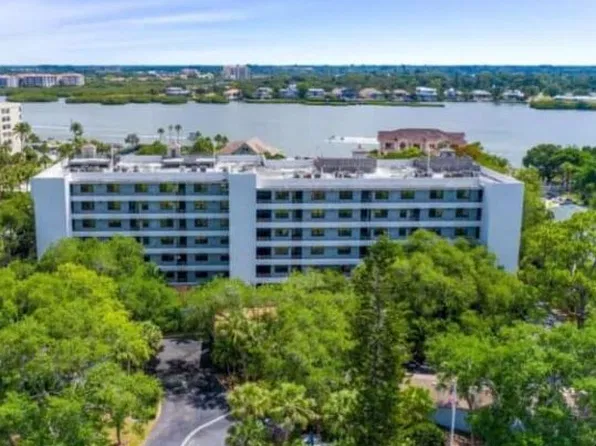 5911 Midnight Pass Rd APT 501, Sarasota, FL 34242
