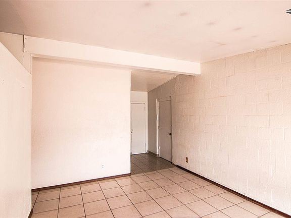 4th image of 3317 Church Rock St
