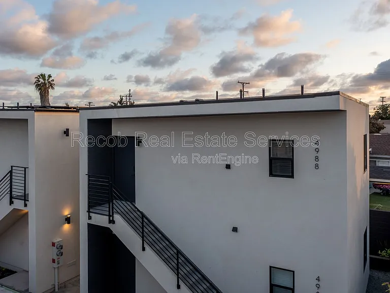 4988 Genesee Ave #4984 — Photo 11