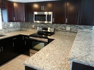 3925 SW 67th Ter, Davie, FL 33314