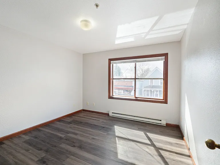 Garfield Street Apartments — Photo 30