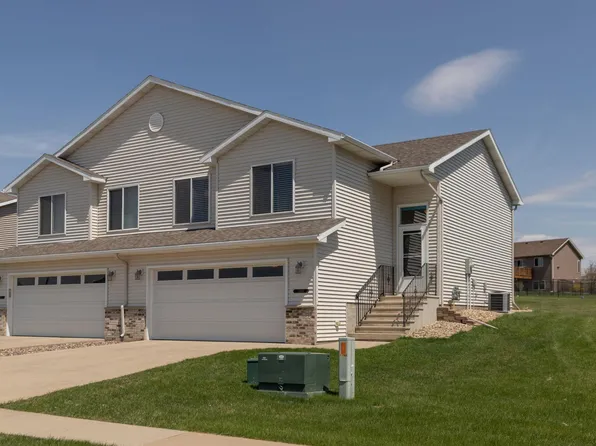 2104 Petersen Dr NW, Stewartville, MN 55976