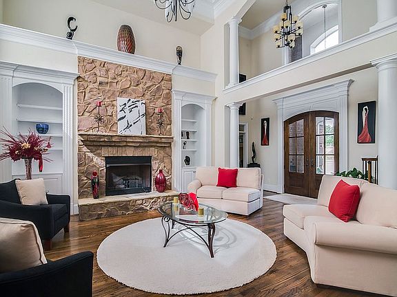 3rd image of 3104 Ashwood Park Dr