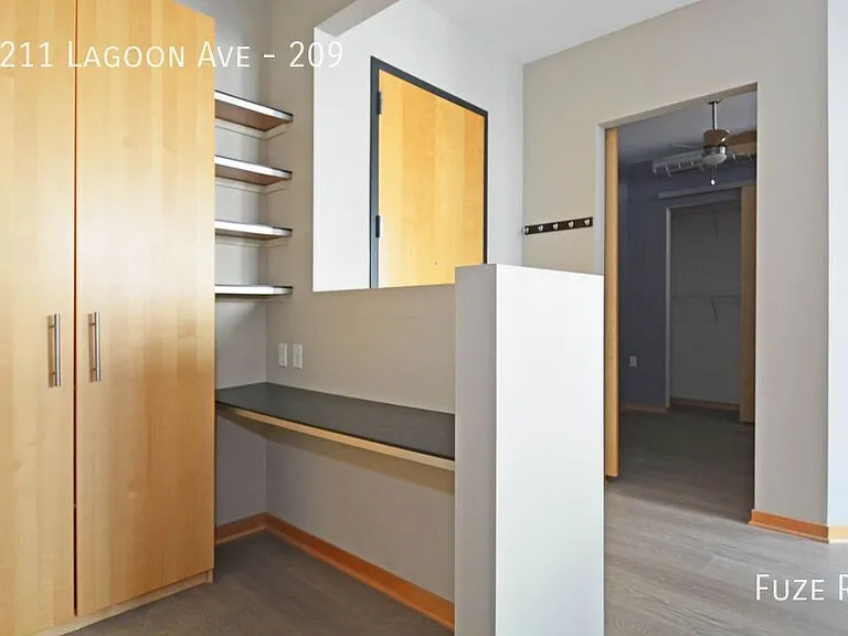 1211 Lagoon Ave #209 — Photo 9