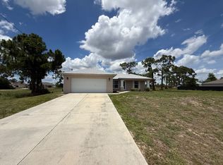 1823 NW 31st St, Cape Coral, FL 33993