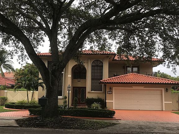 4th image of 8240 NW 168th St