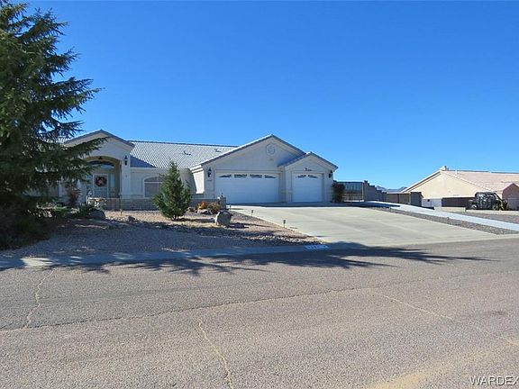 5th image of 2287 Pueblo Dr