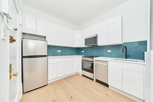 248 East 90th Street #2B in Yorkville, Manhattan | StreetEasy
