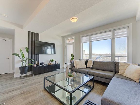 4th image of 54 Bridge St W #23