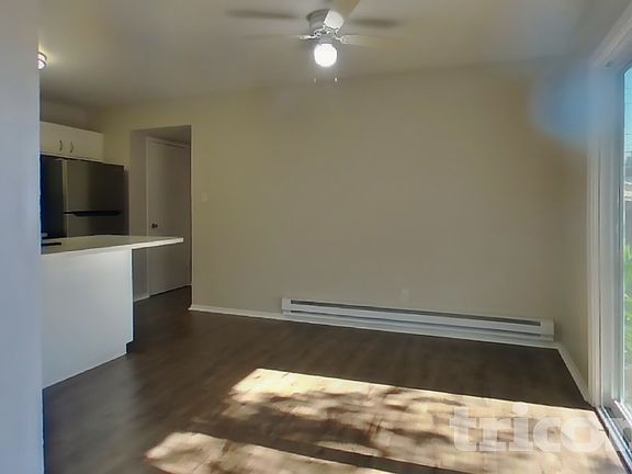 5th image of 10069 Lincoln Village Dr